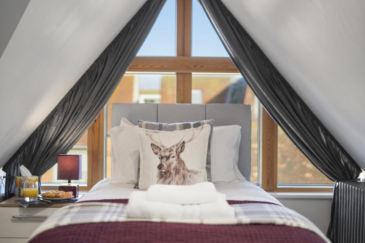 Super Funky Spire View Cottage - FREE Gated Parking - Ultra WiFi Canterbury Esterno foto