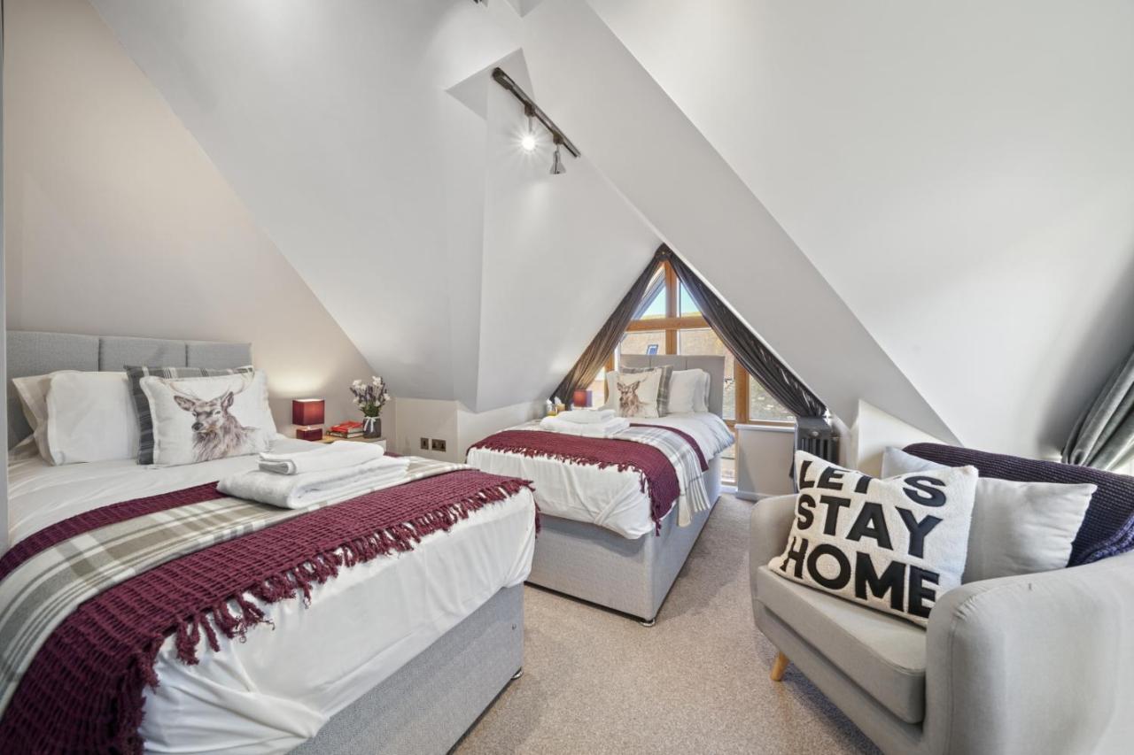 Super Funky Spire View Cottage - FREE Gated Parking - Ultra WiFi Canterbury Esterno foto